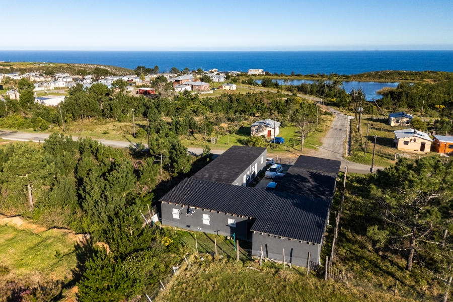12 Bedroom Property for Sale in Kranshoek Township Western Cape